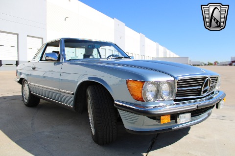 1988 Mercedes-Benz 560SL image 22