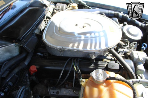 1988 Mercedes-Benz 560SL image 101