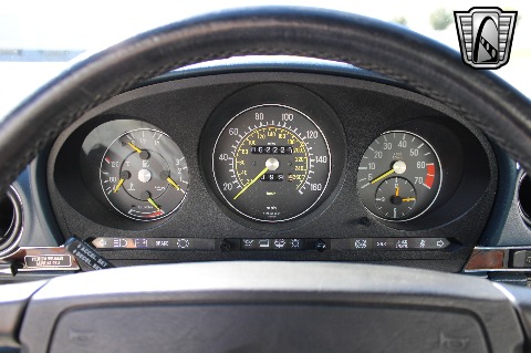 1988 Mercedes-Benz 560SL image 77