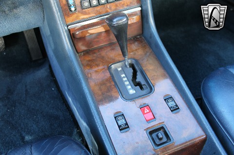 1988 Mercedes-Benz 560SL image 79