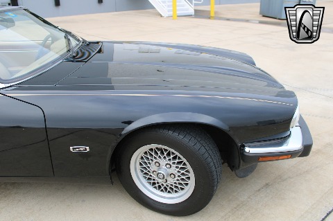 1993 Jaguar XJS image 34