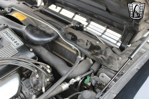 1993 Jaguar XJS image 86