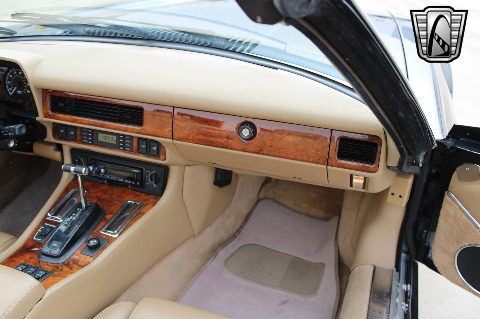 1993 Jaguar XJS image 76