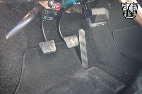 1965 Chevrolet Corvair image 56