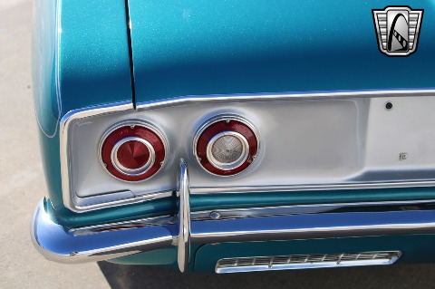 1965 Chevrolet Corvair image 39