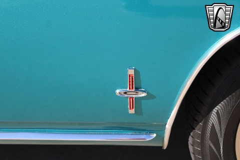 1965 Chevrolet Corvair image 45