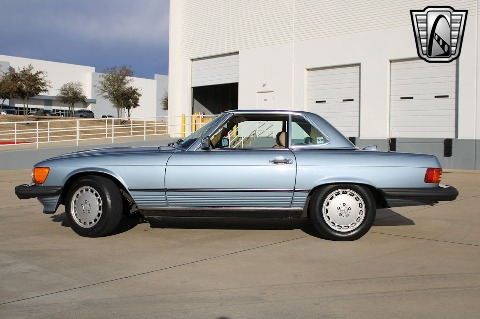 1987 Mercedes-Benz 560SL image 8