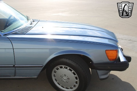 1987 Mercedes-Benz 560SL image 34