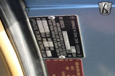 1987 Mercedes-Benz 560SL image 62