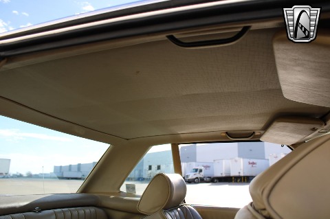 1987 Mercedes-Benz 560SL image 65