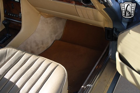 1987 Mercedes-Benz 560SL image 68