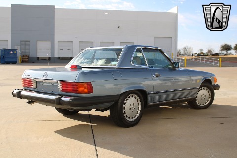 1987 Mercedes-Benz 560SL image 17