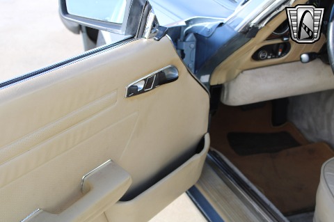 1987 Mercedes-Benz 560SL image 48