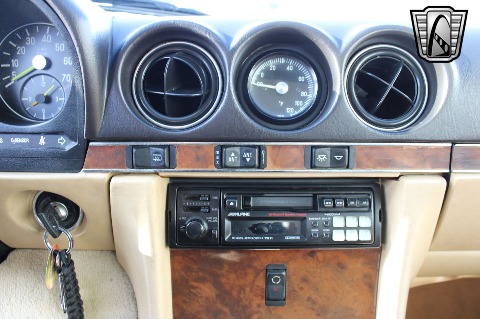 1987 Mercedes-Benz 560SL image 54
