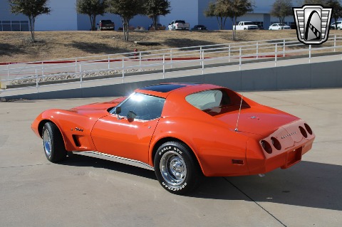 1974 Chevrolet Corvette image 9