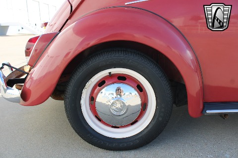 1968 Volkswagen Beetle image 32