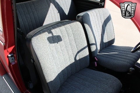 1968 Volkswagen Beetle image 76