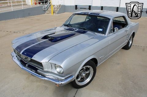 1966 Ford Mustang image 3