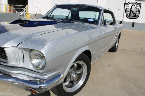 1966 Ford Mustang image 59