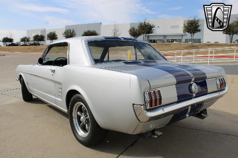 1966 Ford Mustang image 10