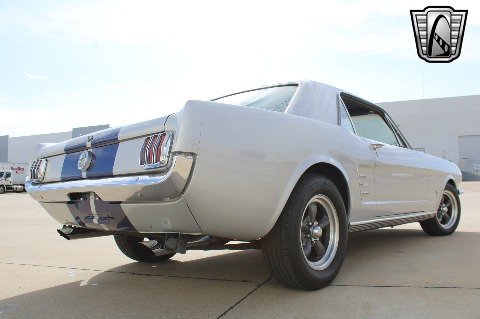 1966 Ford Mustang image 17