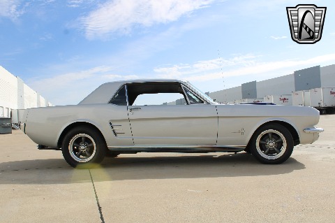 1966 Ford Mustang image 20