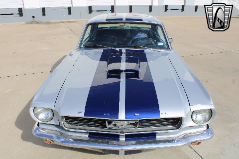 1966 Ford Mustang image 24