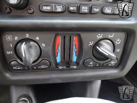 2002 Chevrolet Monte Carlo image 67