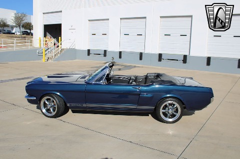 1965 Ford Mustang image 6