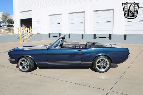 1965 Ford Mustang image 7