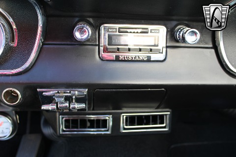 1965 Ford Mustang image 60