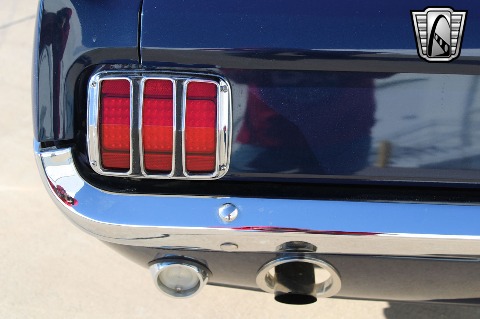 1965 Ford Mustang image 39