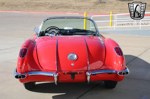 1958 Chevrolet Corvette image 13