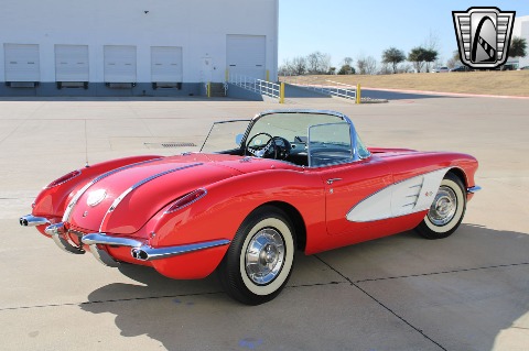 1958 Chevrolet Corvette image 16