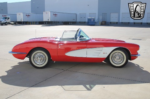 1958 Chevrolet Corvette image 19