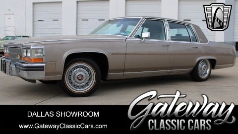 1986 Cadillac Fleetwood image 2