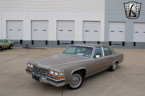 1986 Cadillac Fleetwood image 3