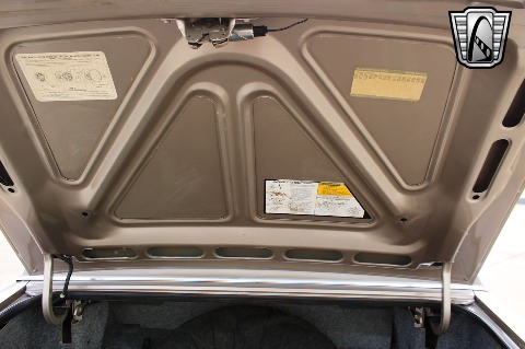 1986 Cadillac Fleetwood image 86