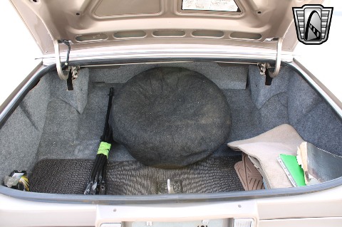 1986 Cadillac Fleetwood image 87