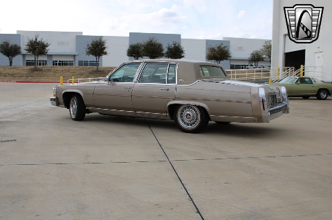 1986 Cadillac Fleetwood image 10