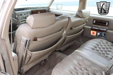1986 Cadillac Fleetwood image 64