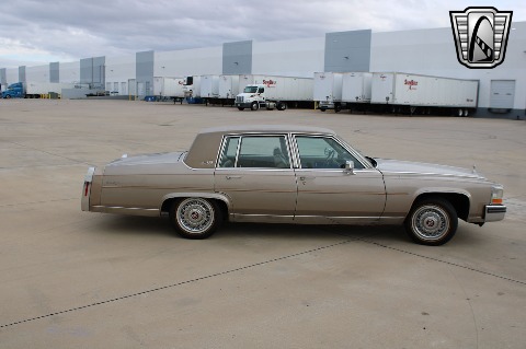 1986 Cadillac Fleetwood image 17