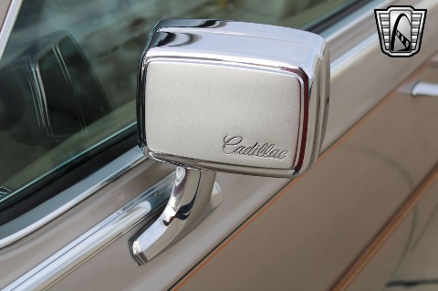 1986 Cadillac Fleetwood image 44