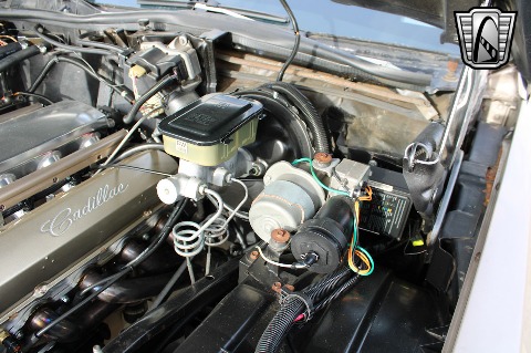 1986 Cadillac Fleetwood image 96