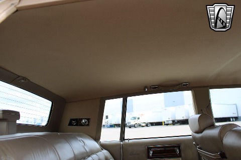1986 Cadillac Fleetwood image 75