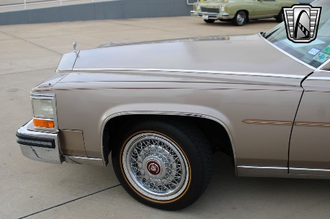 1986 Cadillac Fleetwood image 26