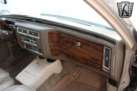 1986 Cadillac Fleetwood image 79