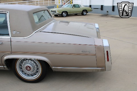 1986 Cadillac Fleetwood image 28