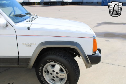 1992 Jeep Cherokee image 34