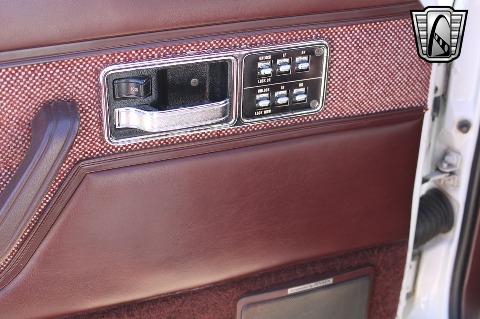 1992 Jeep Cherokee image 61